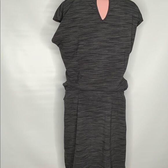 MEC dress‎ for outdoor lovers. - Picture 7 of 11